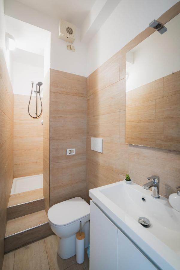 Suite "Castello" Del Garda - Apt Per Coppie Garda Desenzano del Garda Exterior foto